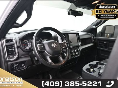 Used 2024 RAM 2500 Tradesman w/ Chrome Appearance Group AWD/4WD image 7