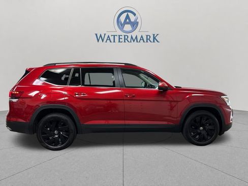 Used 2024 Volkswagen Atlas SE AWD/4WD image 7