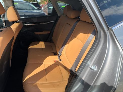 Certified 2024 Kia Seltos SX w/ SX Sunroof Package AWD/4WD image 13