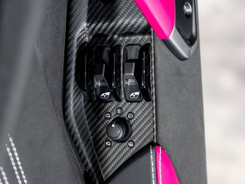 Used 2025 Lamborghini Revuelto AWD/4WD image 48