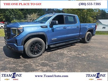 New 2026 GMC Sierra 1500 Elevation w/ LPO, Elevation Black Package