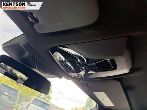 Used 2025 BMW X2 xDrive28i w/ Convenience Package image 29