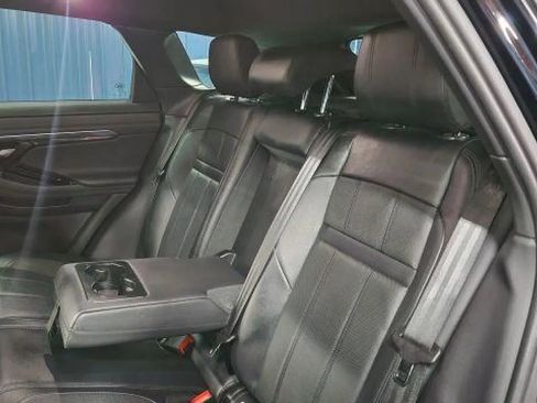 Used 2020 Land Rover Range Rover Evoque SE image 19
