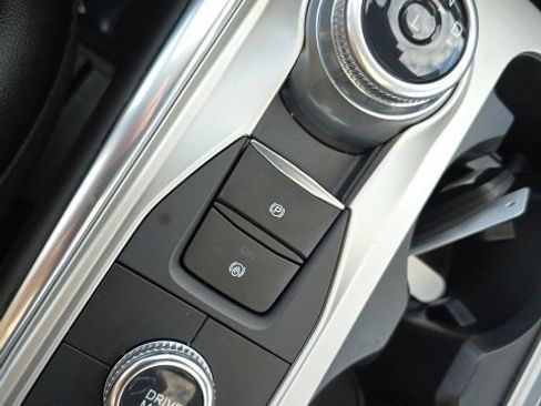 Certified 2022 Ford Explorer Limited w/ Equipment Group 301A image 22