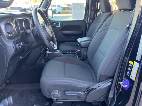 Used 2021 Jeep Wrangler Unlimited Sport image 10