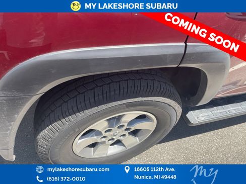 Used 2011 Toyota 4Runner SR5 AWD/4WD image 14