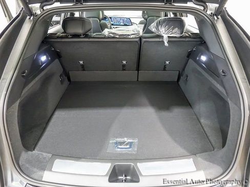 New 2026 Cadillac Lyriq Luxury w/ LPO, Floor Liner Package AWD/4WD image 19