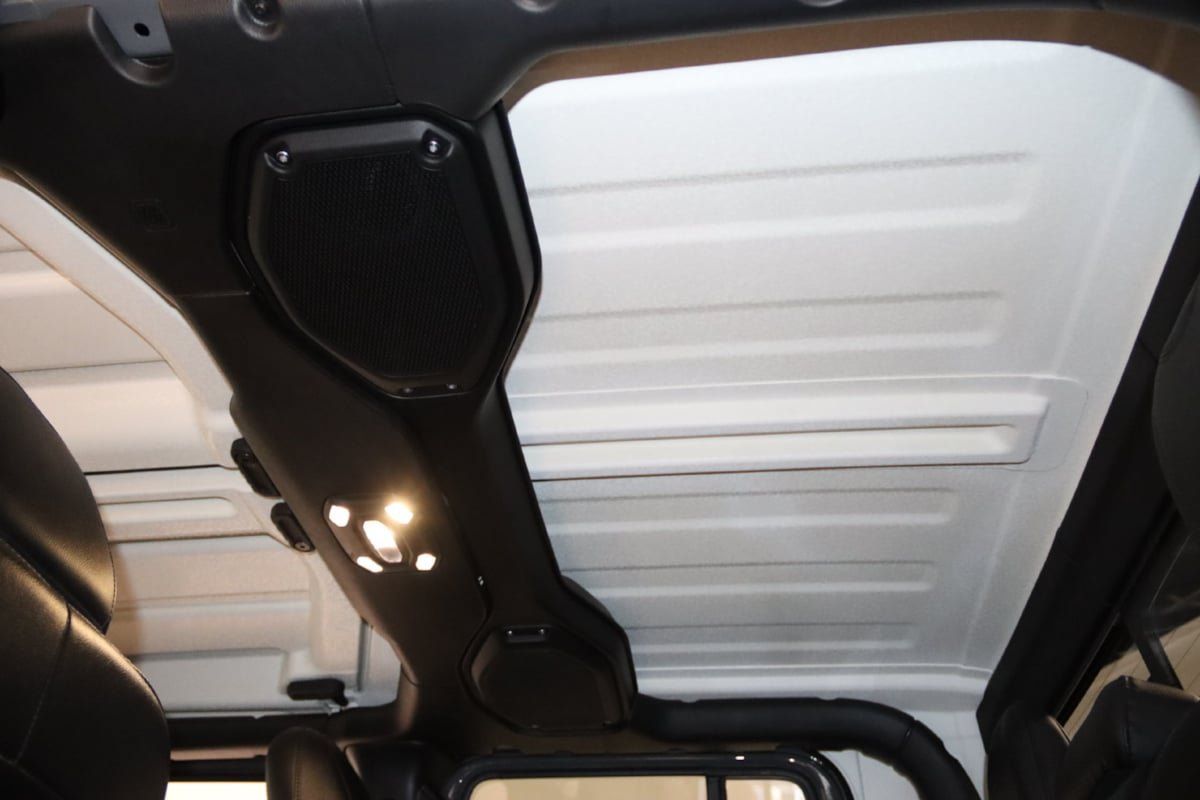 Used 2021 Jeep Gladiator Overland w/ Popular Equipment Package AWD/4WD image 17
