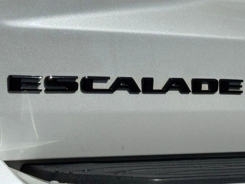 Used 2022 Cadillac Escalade Sport Platinum w/ Heavy-Duty Trailer Package image 9