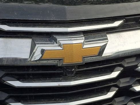 Used 2025 Chevrolet Equinox LT AWD/4WD image 7