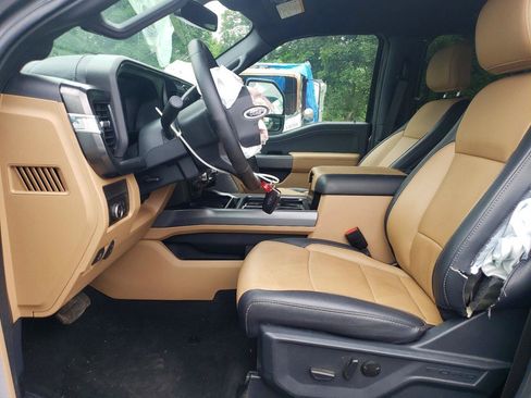 Used 2026 Ford F350 Lariat w/ Lariat Premium Package AWD/4WD image 6