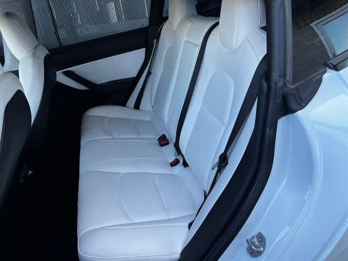 Used 2019 Tesla Model 3 Standard Range Plus RWD image 21