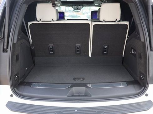 Certified 2025 Cadillac Escalade Premium Luxury Platinum image 16