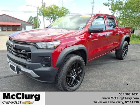 Used 2023 Chevrolet Colorado Trail Boss AWD/4WD image 1