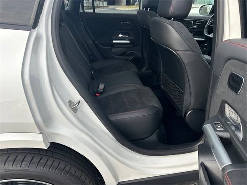 Certified 2025 Mercedes-Benz GLA 250 image 17