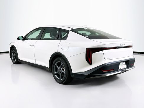 Used 2025 Kia K4 FWD image 5