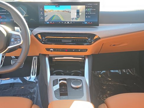 Used 2025 BMW 430i Coupe w/ M Sport Package image 15