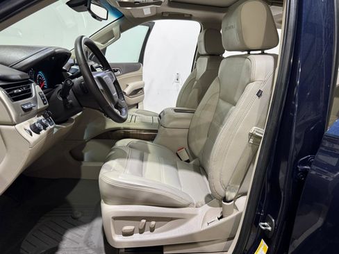 Used 2019 GMC Yukon XL Denali w/ Denali Ultimate Package image 12