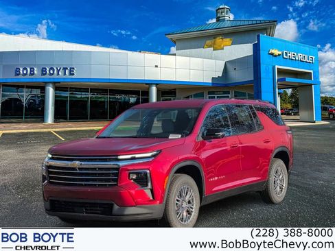 New 2026 Chevrolet Traverse LT w/ Enhanced Driving Package FWD image 1