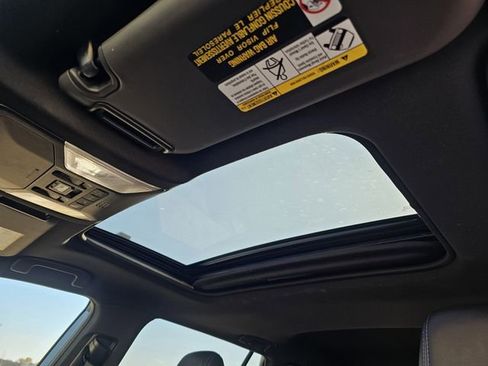 Used 2022 Toyota RAV4 XSE image 16