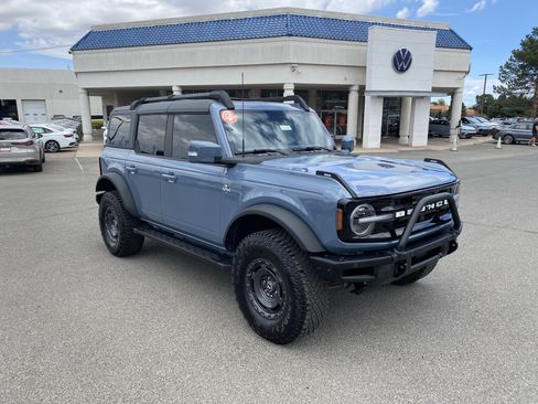 Used 2024 Ford Bronco Outer Banks AWD/4WD image 43