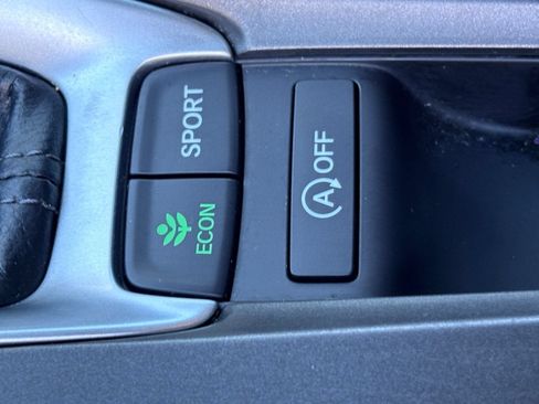 Certified 2022 Honda Accord Sport image 34