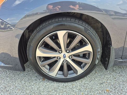 Used 2015 Subaru Legacy 3.6R Limited AWD/4WD image 10