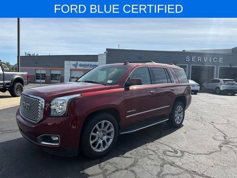 Used 2017 GMC Yukon Denali w/ Open Road Package AWD/4WD image 14