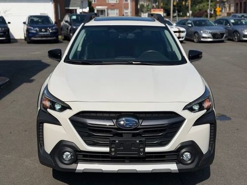 Used 2024 Subaru Outback Limited AWD/4WD image 2
