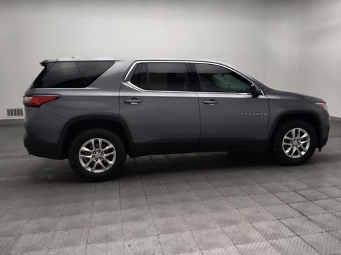 Used 2020 Chevrolet Traverse LS FWD image 10