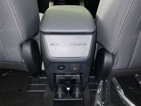New 2026 Ford Explorer Active RWD image 19