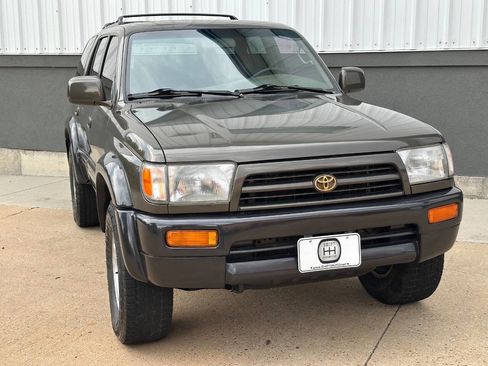 Used 1997 Toyota 4Runner Limited image 32