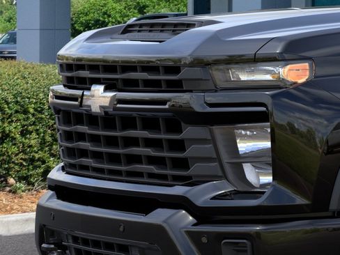 New 2025 Chevrolet Silverado 2500 Custom w/ Custom Value Package AWD/4WD image 13