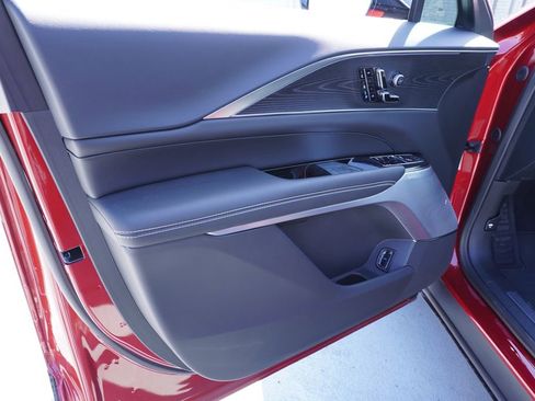 New 2025 Cadillac Lyriq Luxury image 14