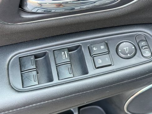Used 2016 Honda HR-V EX image 15