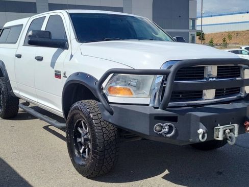 Used 2012 RAM 2500 ST w/ Chrome Appearance Group AWD/4WD image 2