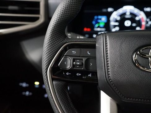 New 2026 Toyota Tundra Platinum AWD/4WD image 15