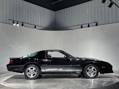 Used 1988 Chevrolet Camaro LT RWD image 5