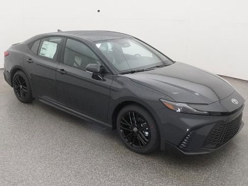 New 2026 Toyota Camry SE FWD image 13
