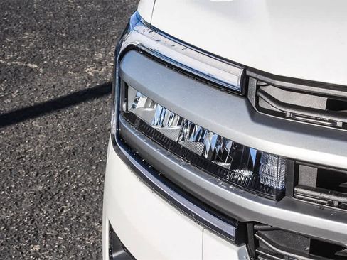 Used 2024 Ford Expedition XLT image 14