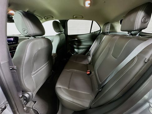 Used 2025 Buick Encore GX Preferred image 26