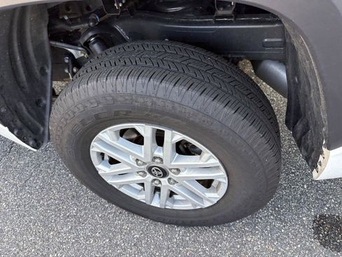 Used 2026 Toyota Tundra SR5 AWD/4WD image 26