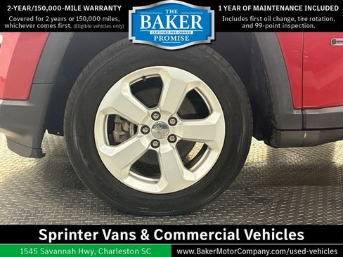 Used 2019 Jeep Compass Latitude w/ Cold Weather Group AWD/4WD image 12