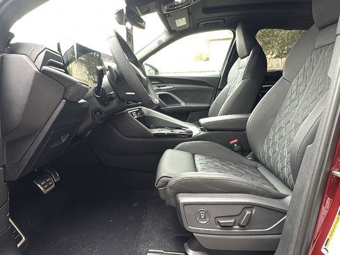 New 2025 Audi SQ5 Premium Plus image 9