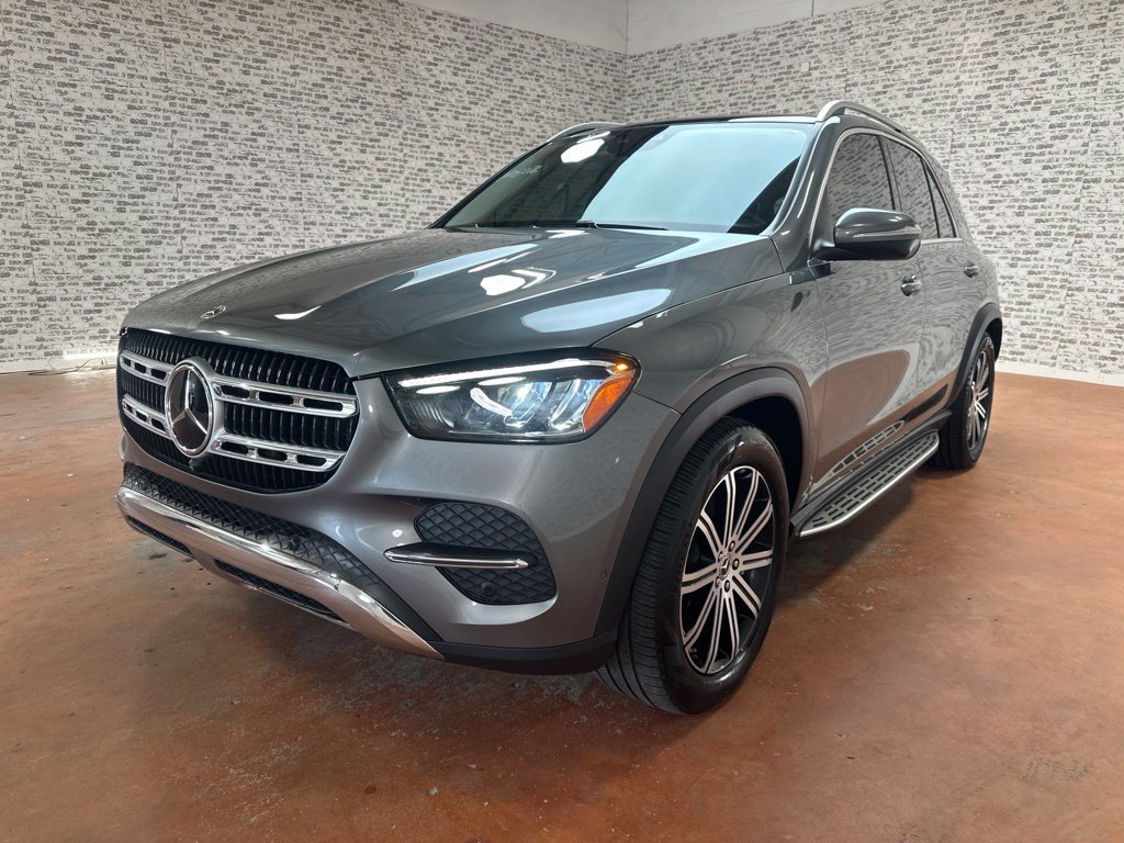 Used 2024 Mercedes-Benz GLE 450 4MATIC image 3