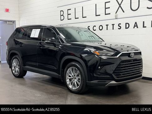 Used 2024 Toyota Grand Highlander AWD image 1