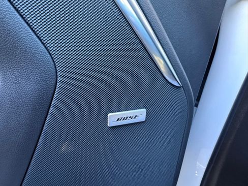 Used 2022 GMC Yukon Denali w/ Denali Premium Package image 17