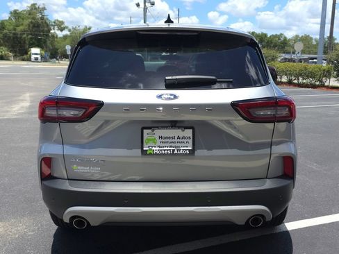 Used 2024 Ford Escape Active w/ Tech Pack #2 FWD image 6