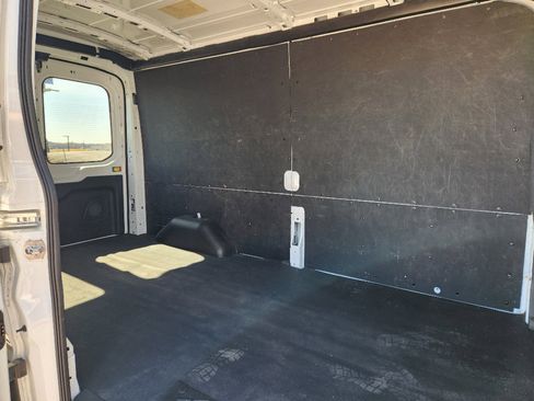Used 2024 Ford Transit 250 250 C w/ Load Area Protection Package image 30