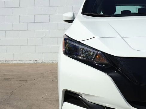 Used 2023 Nissan Leaf S image 4